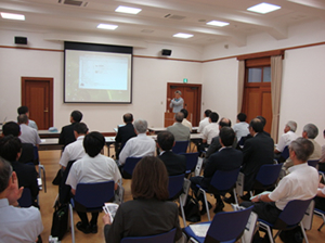 工場見学（新家社長挨拶）